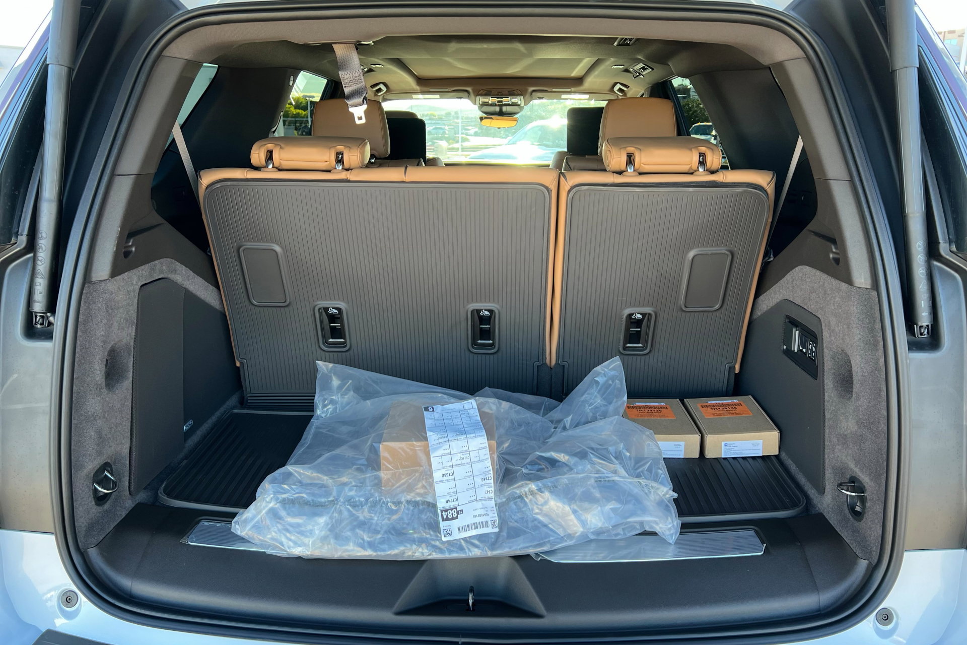 New 2026 Cadillac Escalade Luxury w/ Touring Package image 24