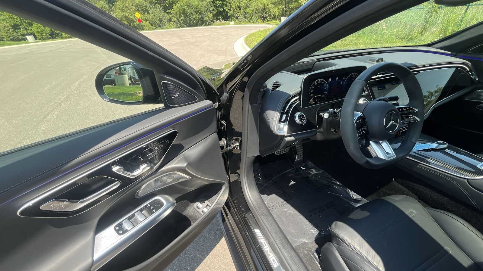 Certified 2025 Mercedes-Benz E 53 AMG e 4MATIC Sedan image 15