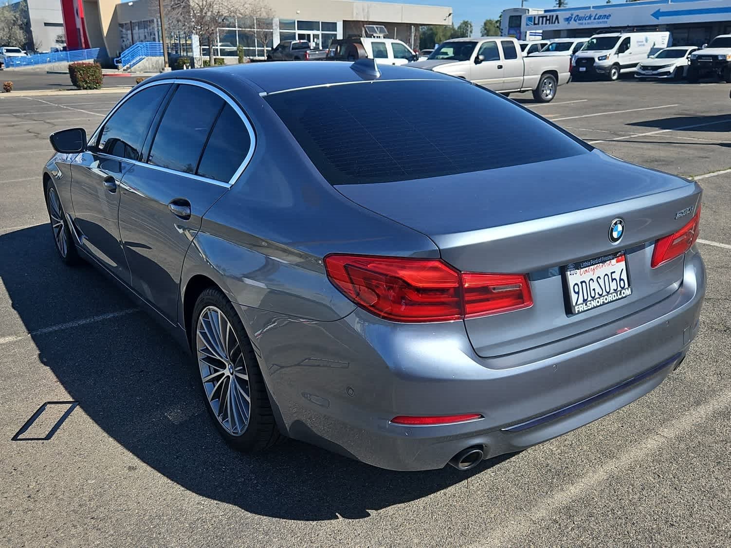 Used 2019 BMW 530i w/ Convenience Package image 6
