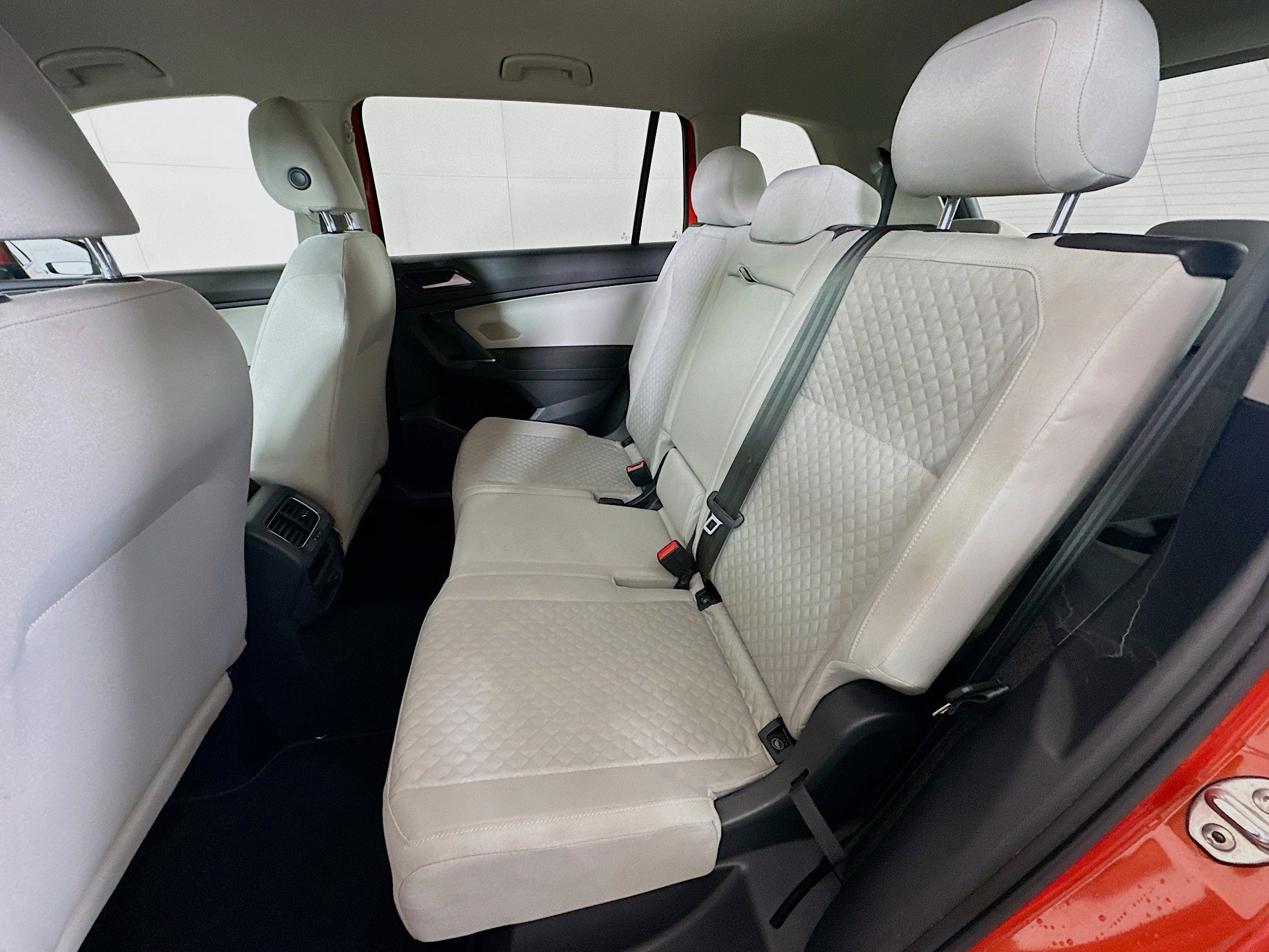 Used 2018 Volkswagen Tiguan S FWD image 26