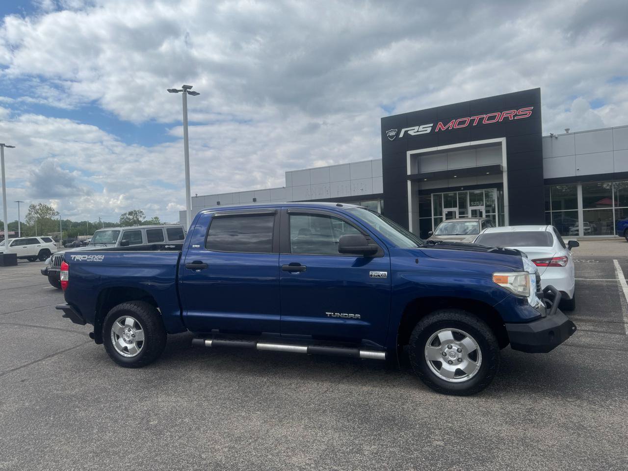 Used 2015 Toyota Tundra SR5 w/ TRD Off Road Package