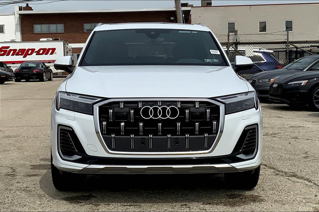 New 2025 Audi Q7 3.0T Premium Plus image 3