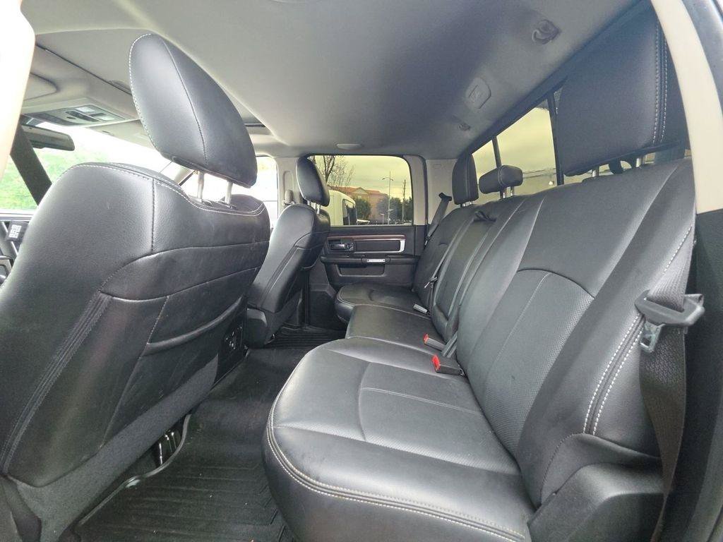 Used 2018 RAM 2500 Laramie w/ Sport Appearance Group AWD/4WD image 17