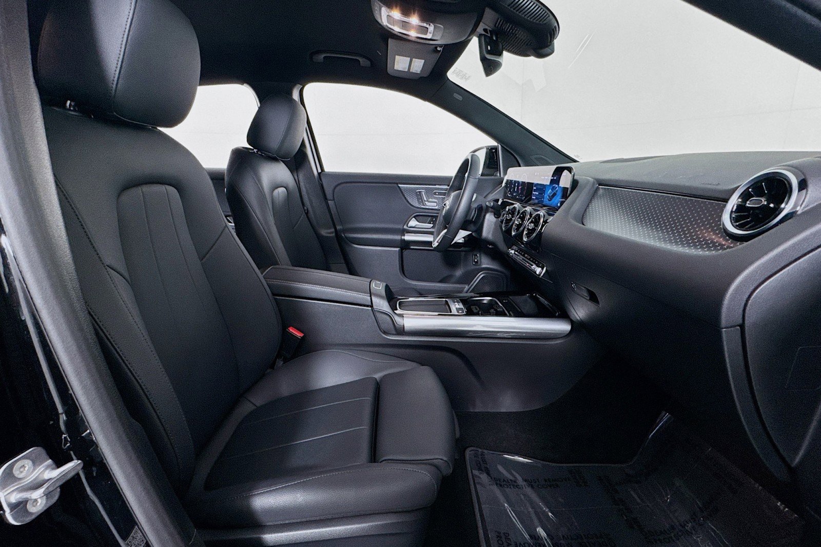 Certified 2026 Mercedes-Benz GLA 250 4MATIC image 7