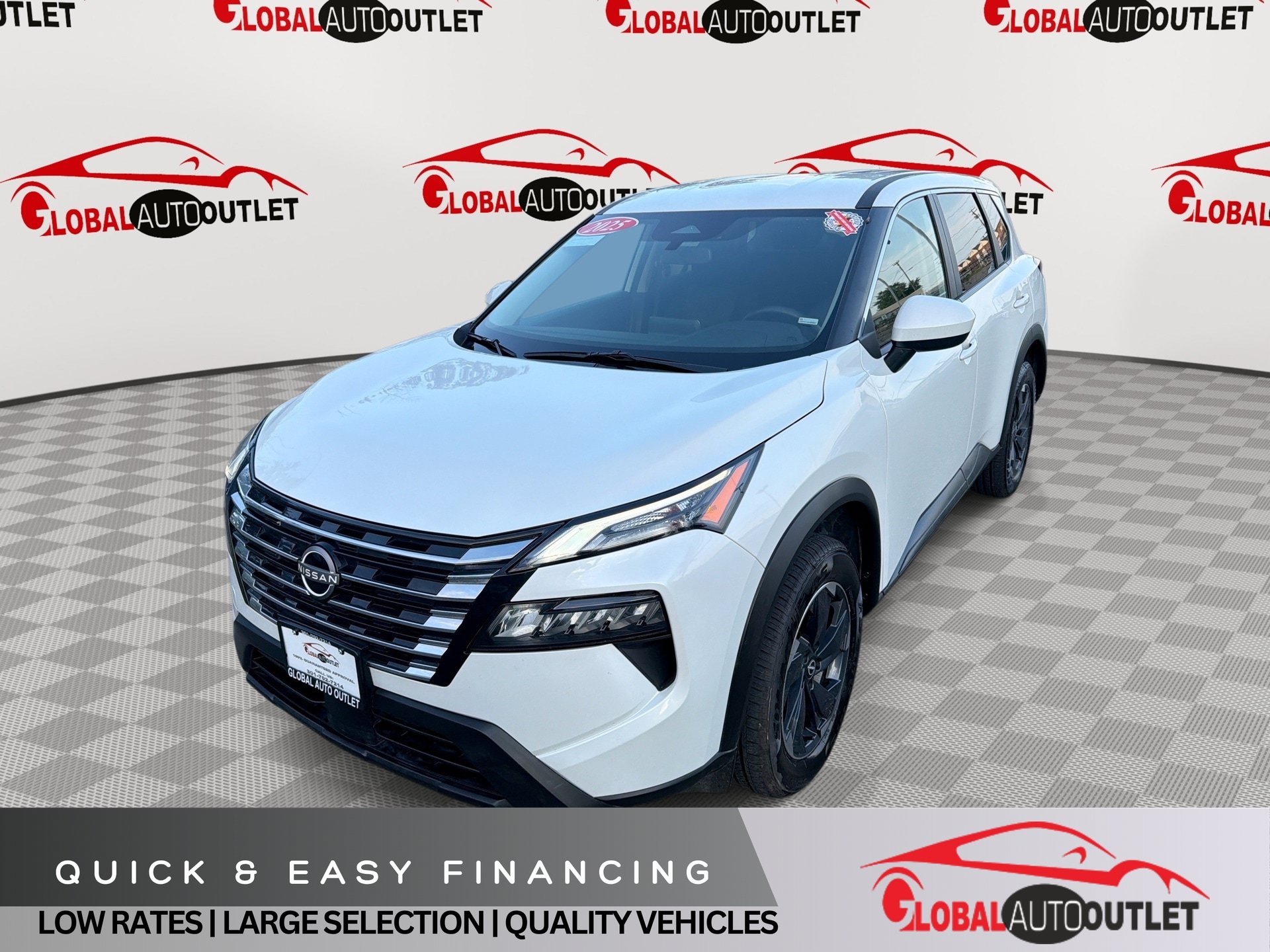 Used 2025 Nissan Rogue SV