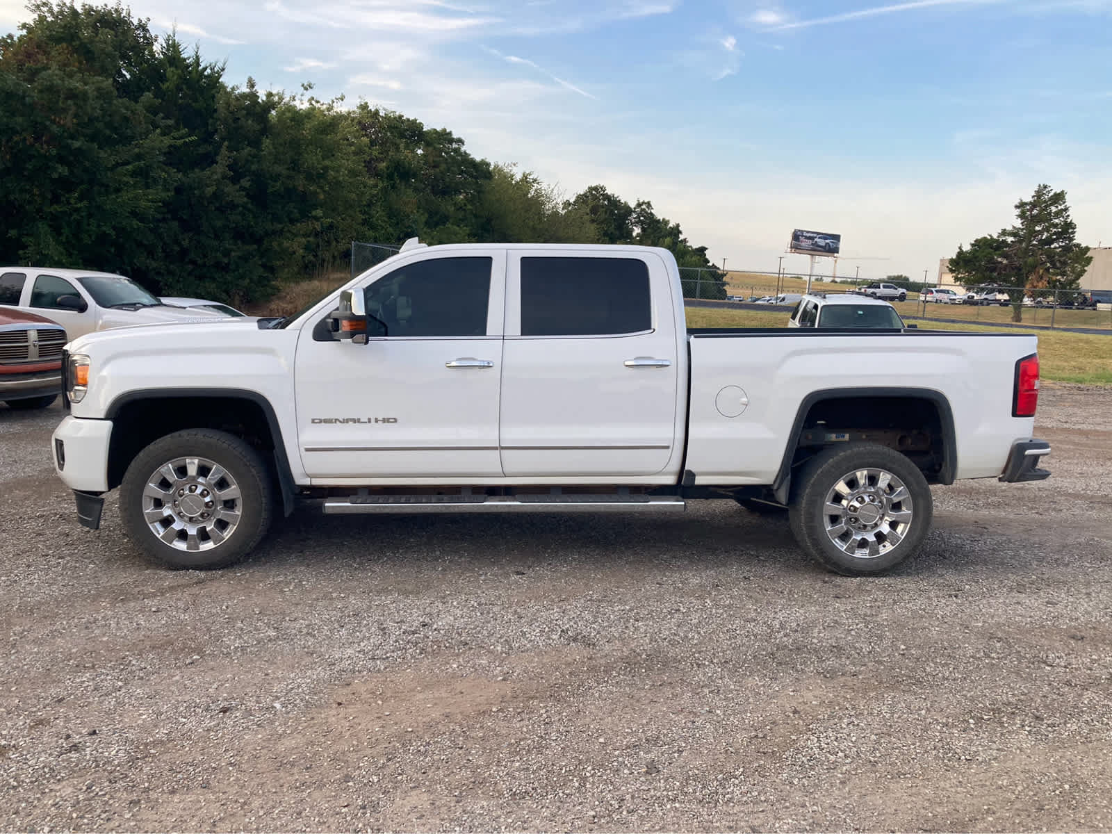 Used 2016 GMC Sierra 2500 Denali w/ Duramax Plus Package AWD/4WD video 2