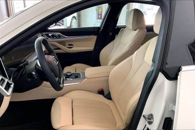Used 2025 BMW i4 eDrive40 w/ Parking Assistance Package RWD image 11