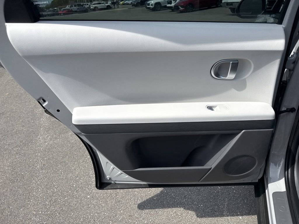 Used 2024 Hyundai Ioniq 5 SE image 27