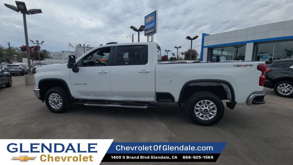 Used 2025 Chevrolet Silverado 2500 LT w/ Safety Package AWD/4WD image 5