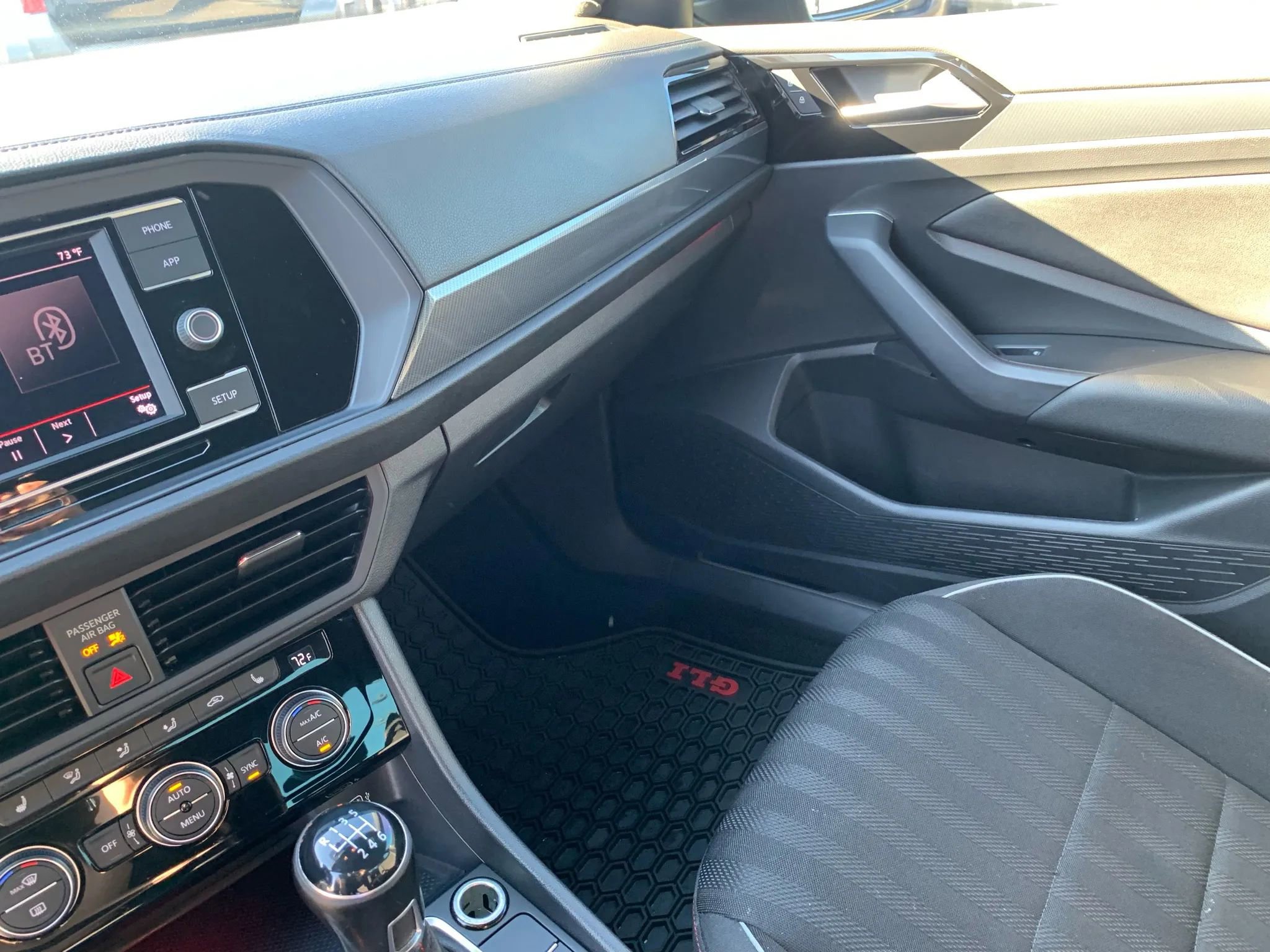 Used 2019 Volkswagen Jetta GLI FWD image 14