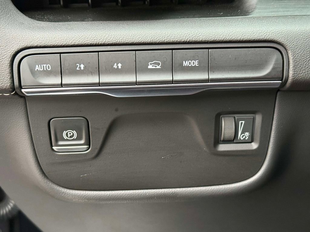 Used 2021 Cadillac Escalade ESV Luxury image 29