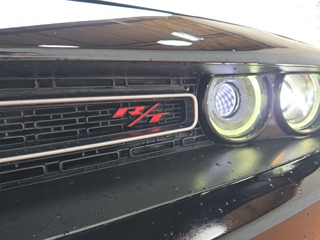 Used 2023 Dodge Challenger R/T w/ Plus Package image 9