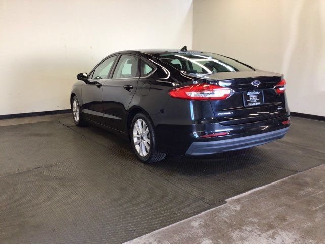 Used 2020 Ford Fusion SE FWD image 6