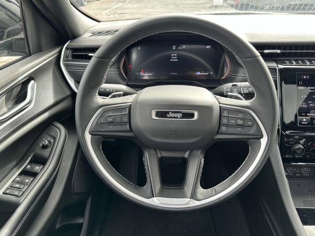 Certified 2023 Jeep Grand Cherokee Altitude image 15