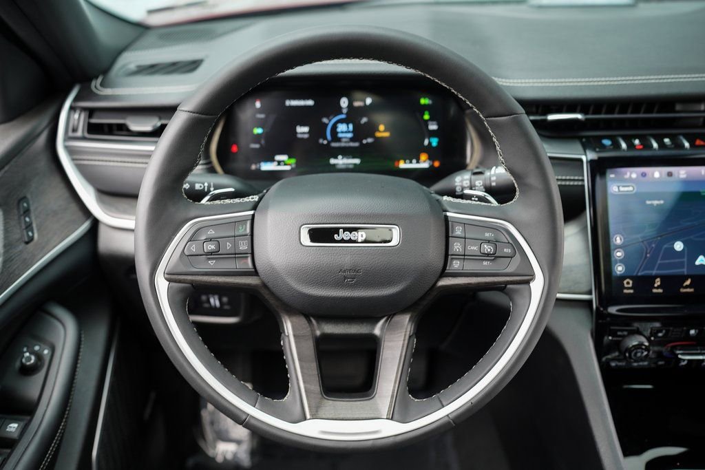 Used 2024 Jeep Grand Cherokee Limited 4xe image 20