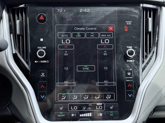 Used 2023 Subaru Outback Premium AWD/4WD image 37