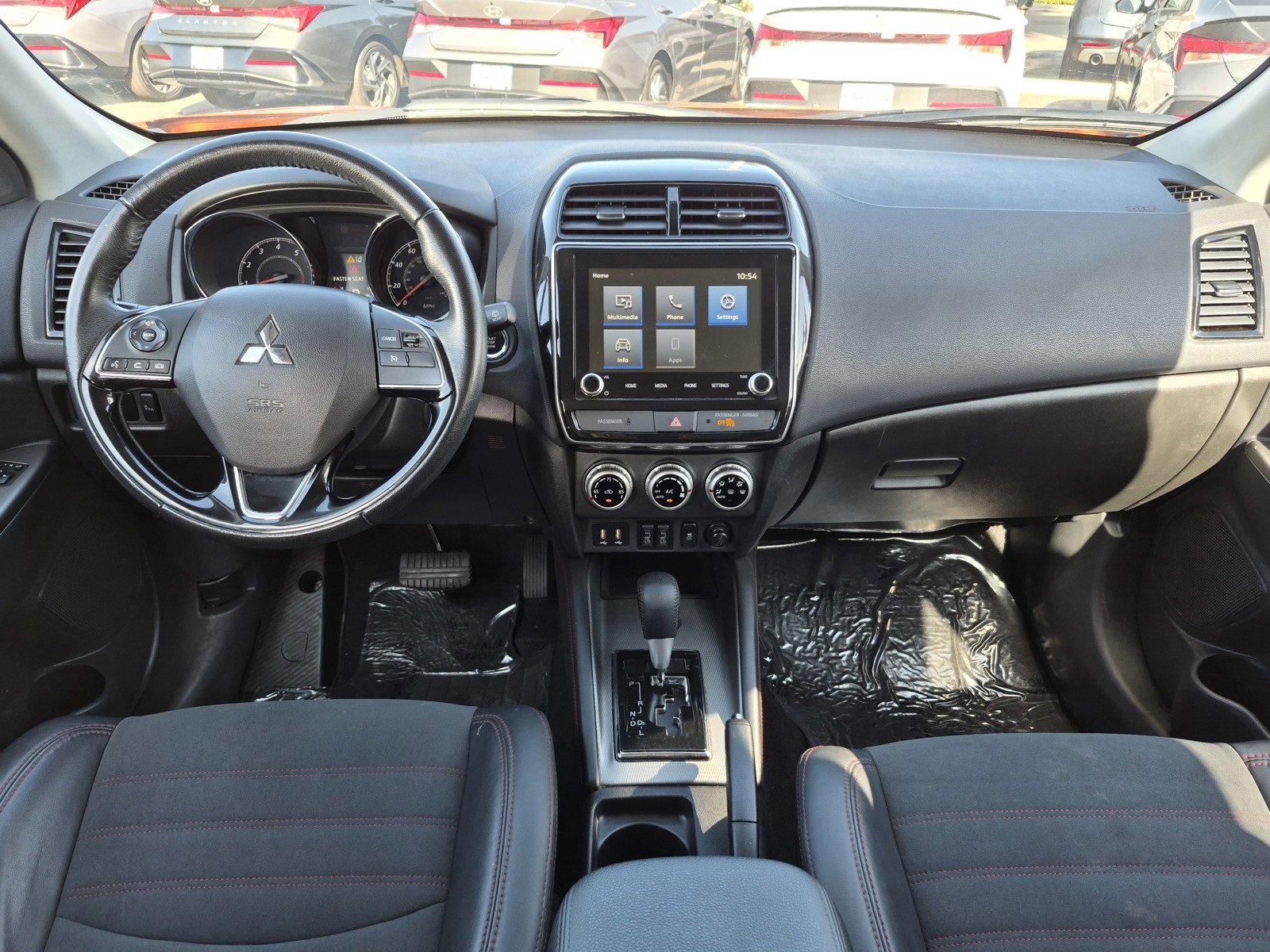 Used 2022 Mitsubishi Outlander Sport SE image 2