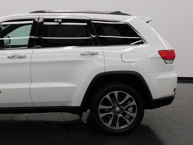 Used 2018 Jeep Grand Cherokee Limited image 21