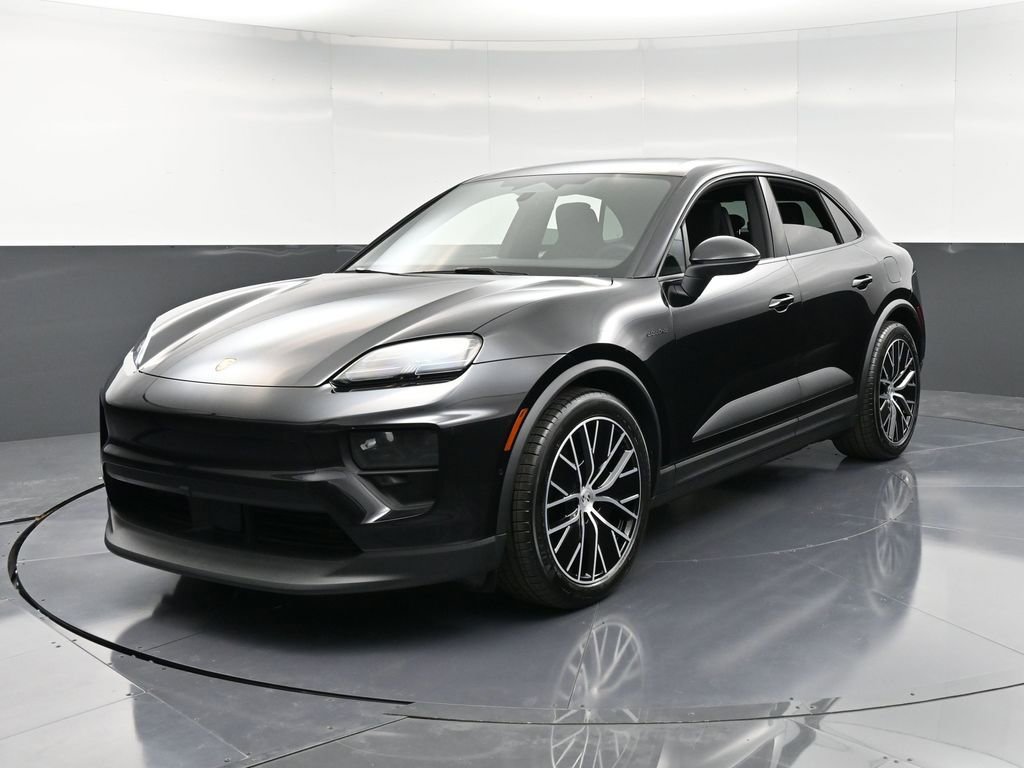 Certified 2025 Porsche Macan 4 Electric