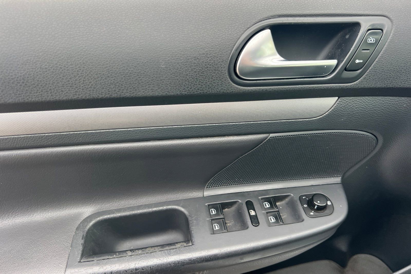 Used 2006 Volkswagen Jetta 2.5 image 9