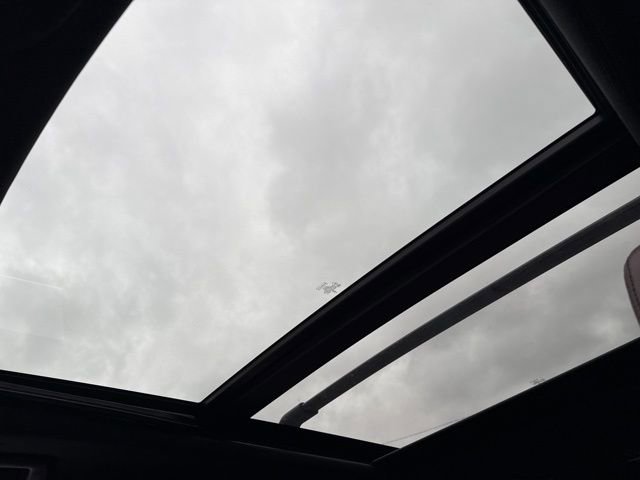 Used 2024 Ford Expedition Limited image 34