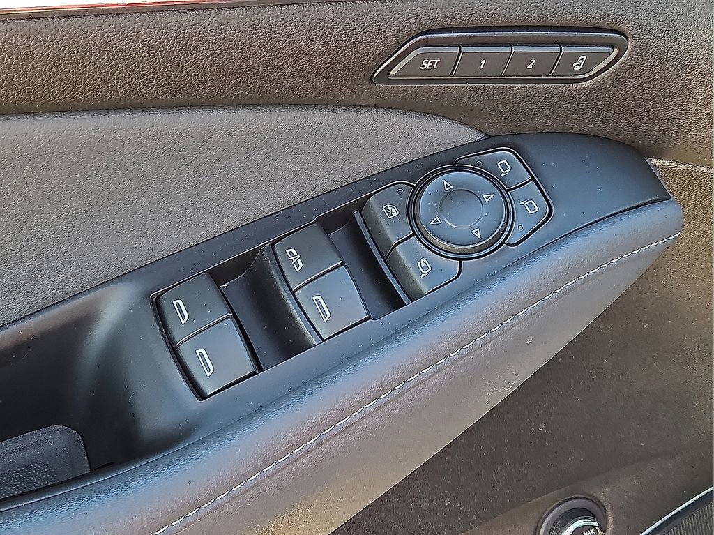 Used 2024 Buick Enclave Premium image 24