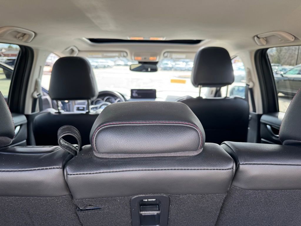 Used 2023 MAZDA CX-5 Carbon Edition image 35