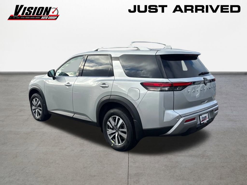 New 2025 Nissan Pathfinder SL w/ Cargo Package image 7