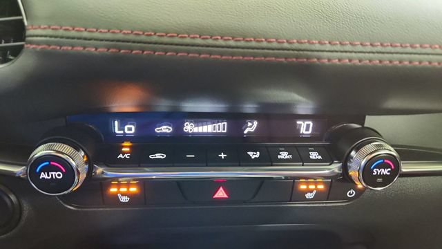 New 2026 MAZDA MAZDA3 Carbon AWD/4WD image 21