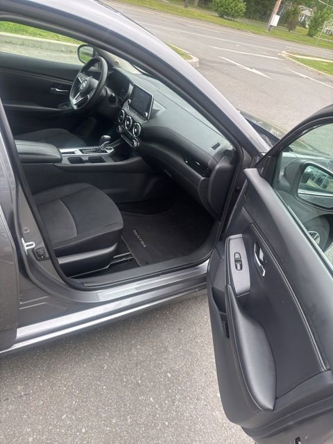 Used 2023 Nissan Sentra SV FWD image 18