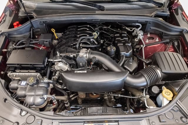 Used 2023 Dodge Durango GT AWD/4WD image 3