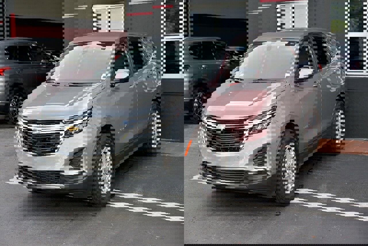 Used 2024 Chevrolet Equinox LT image 3
