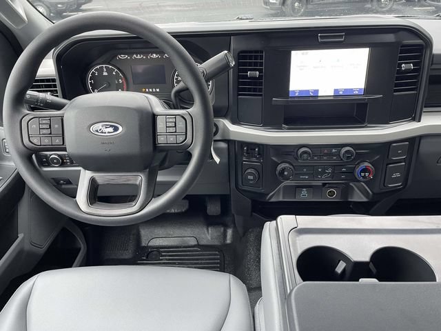New 2026 Ford F350 XL w/ XL Chrome Package RWD image 29