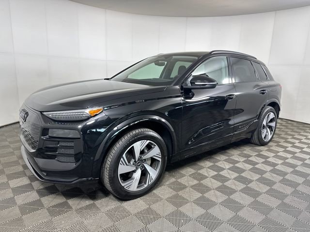 Used 2025 Audi Q6 e-tron Premium Plus image 7