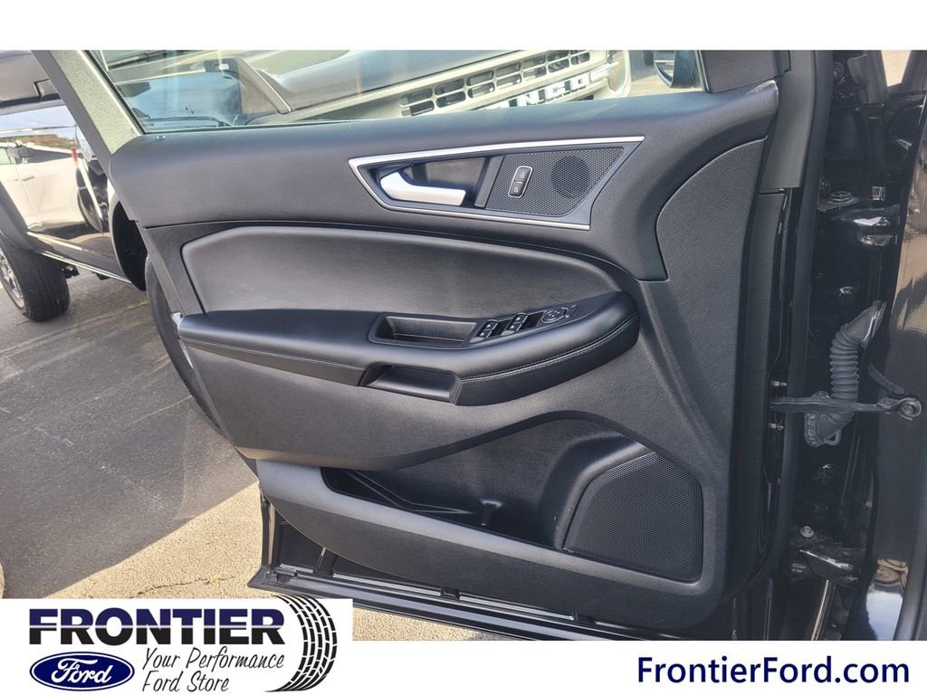 Used 2024 Ford Edge SEL w/ Convenience Package image 14