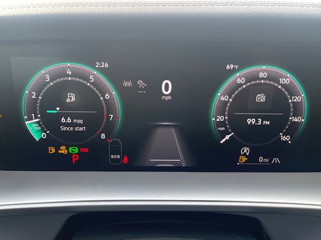 New 2025 Volkswagen Tiguan SE image 15