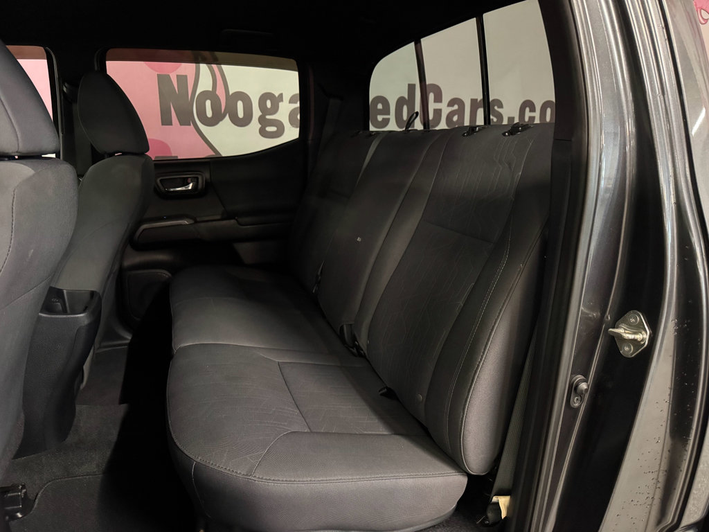 Used 2019 Toyota Tacoma TRD Off-Road image 21