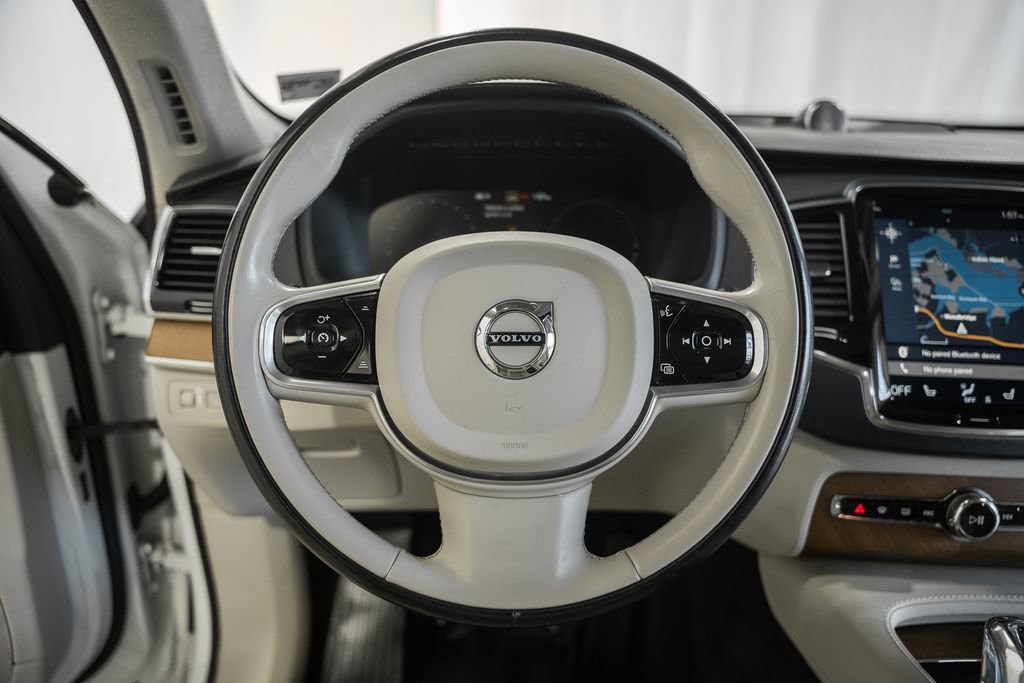 Used 2017 Volvo XC90 T8 Inscription w/ Luxury Package image 28