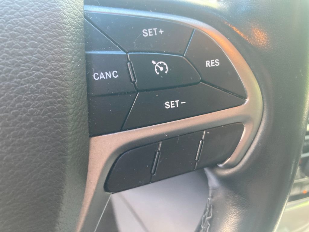 Used 2021 Jeep Grand Cherokee Overland image 38