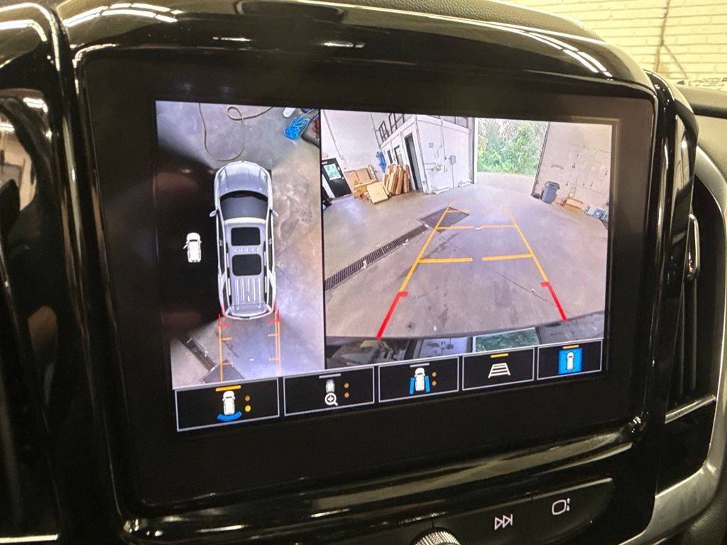 Used 2022 Chevrolet Traverse RS AWD/4WD image 30