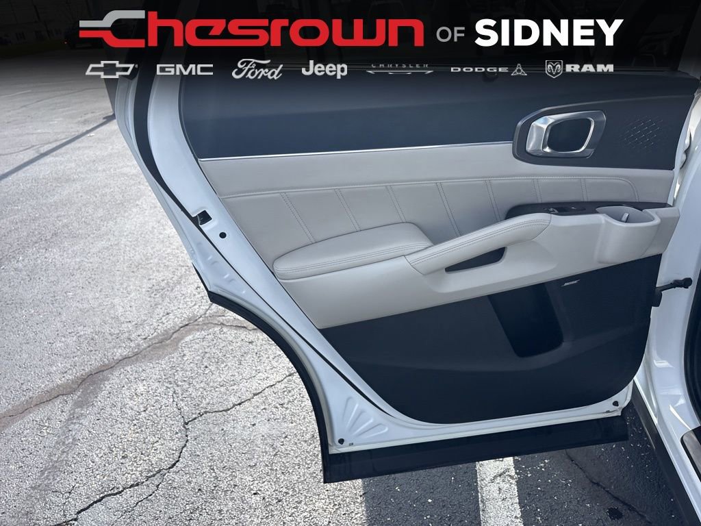 Used 2023 Kia Sorento SX Prestige image 44