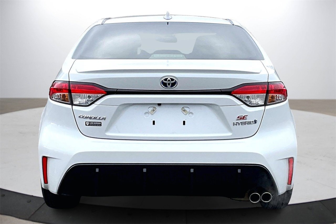 Used 2024 Toyota Corolla LE image 7