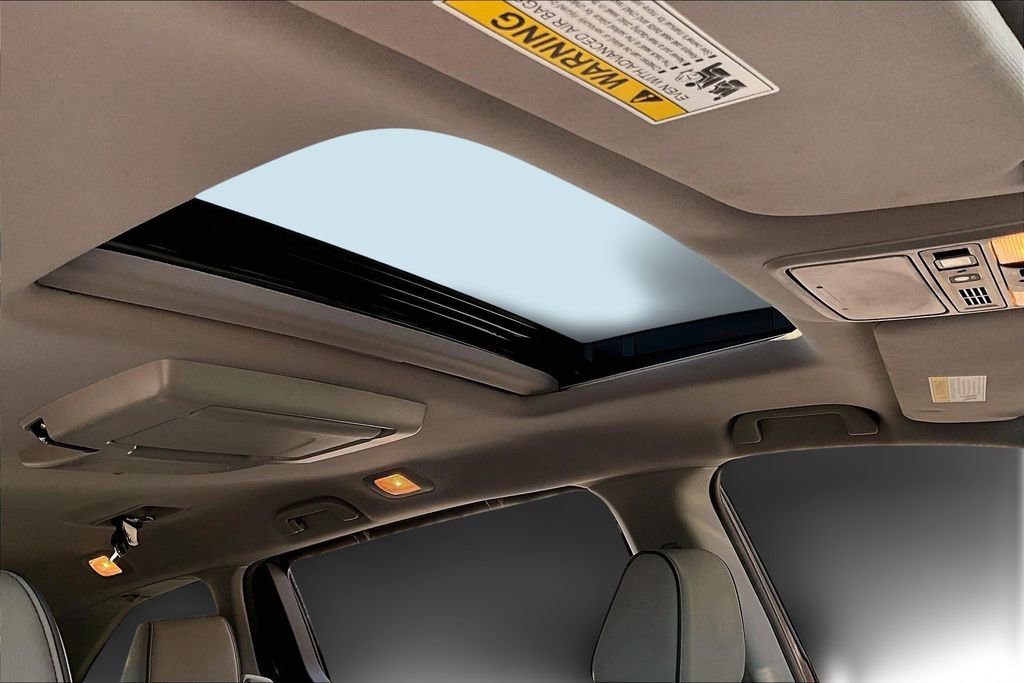 Used 2023 Honda Odyssey Elite image 22