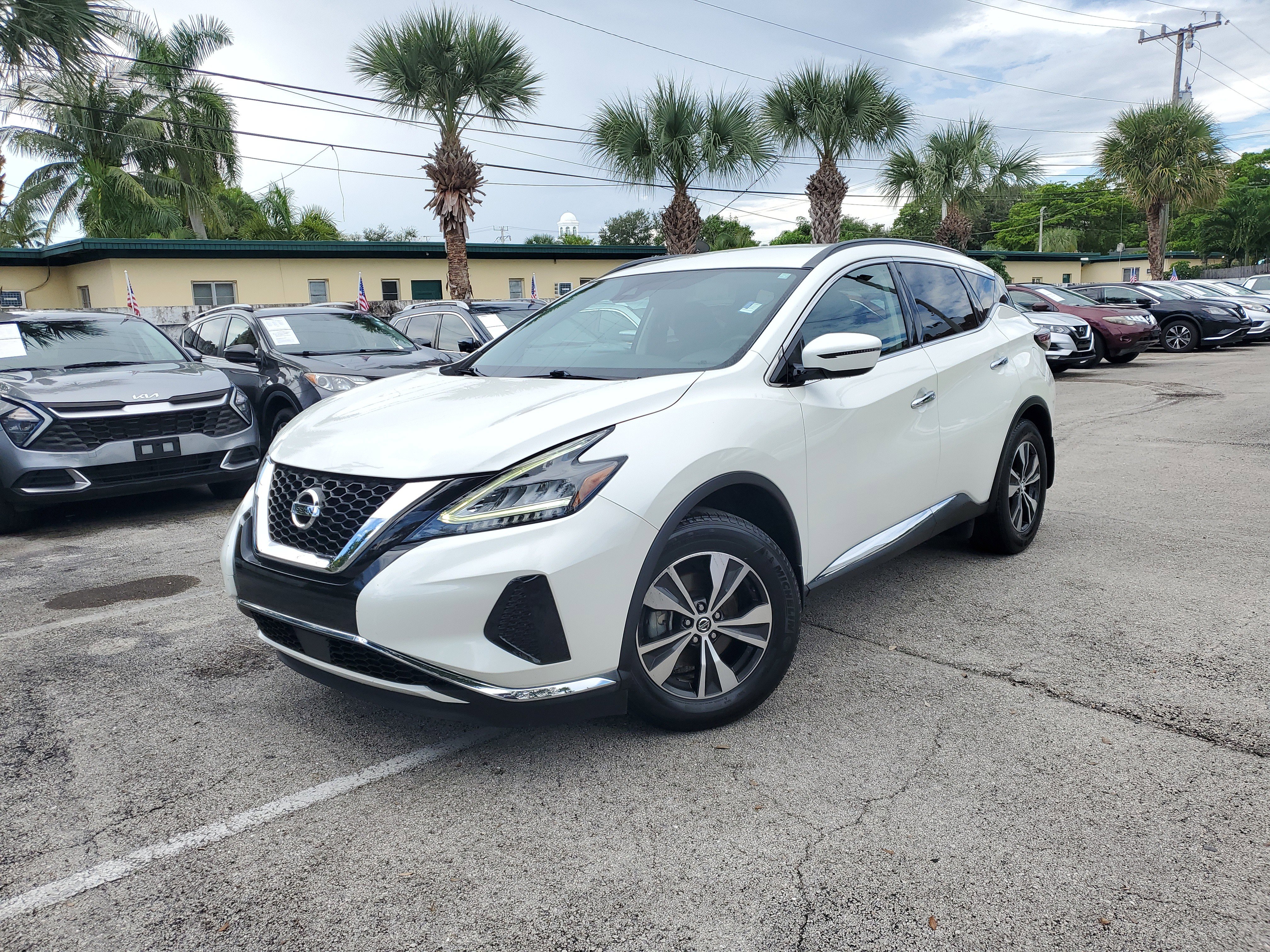 Used 2020 Nissan Murano SV image 32