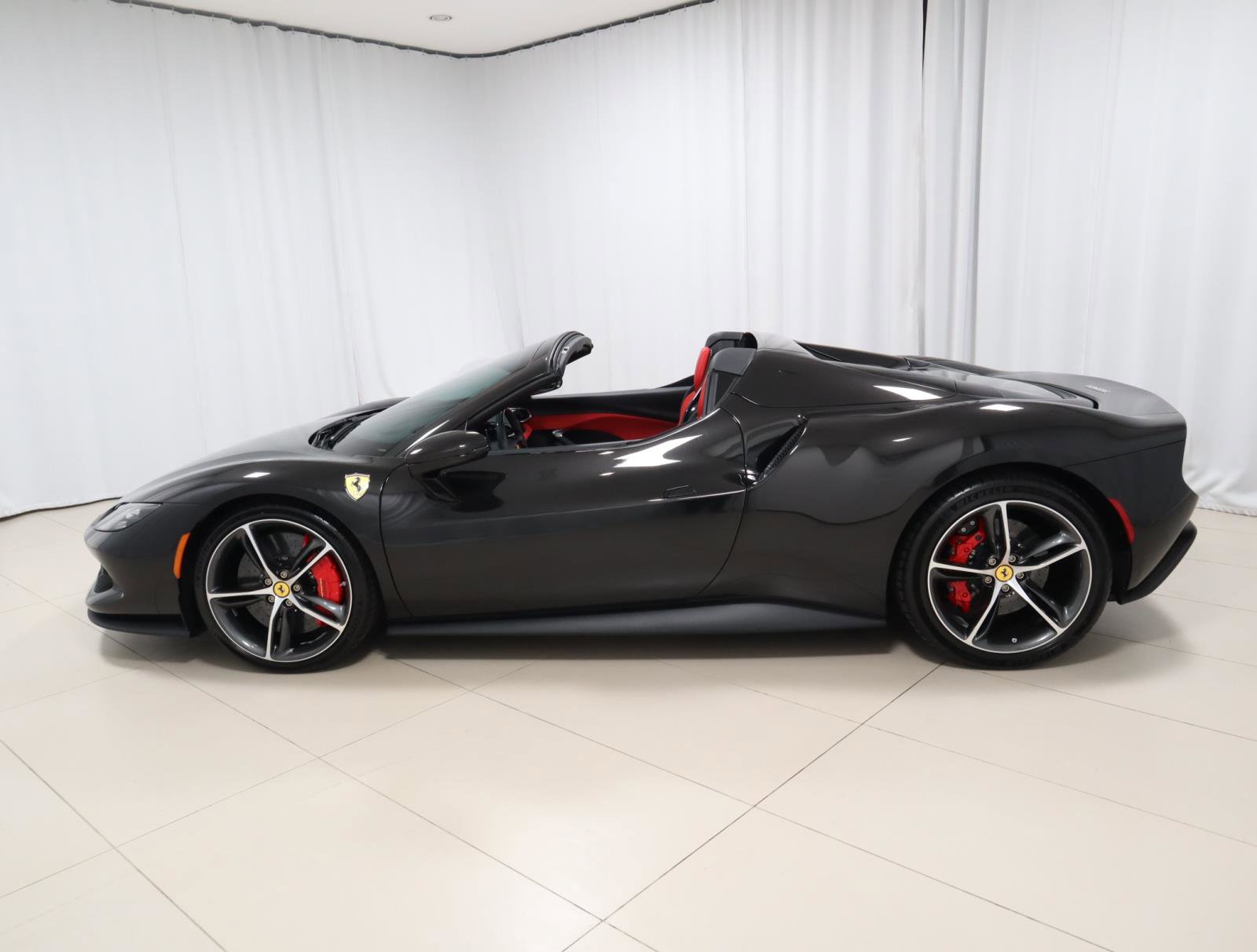 Used 2025 Ferrari 296 GTS RWD image 16