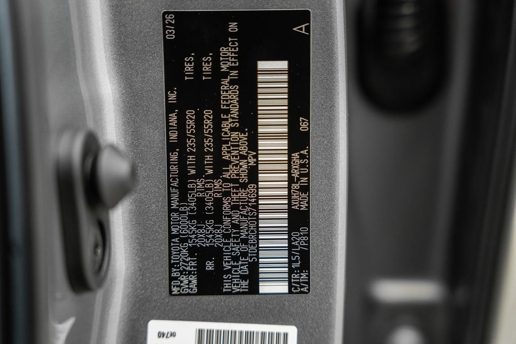 New 2026 Toyota Highlander Platinum image 45