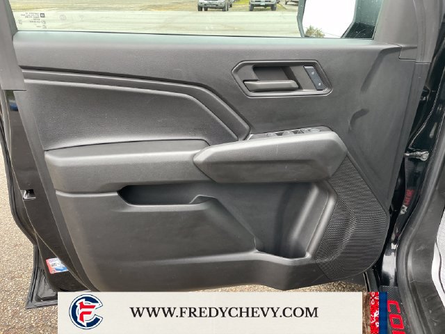Used 2024 Chevrolet Colorado Trail Boss w/ Advanced Trailering Package AWD/4WD image 11