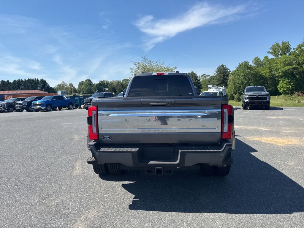 Used 2023 Ford F450 Limited w/ FX4 Off-Road Package AWD/4WD image 5