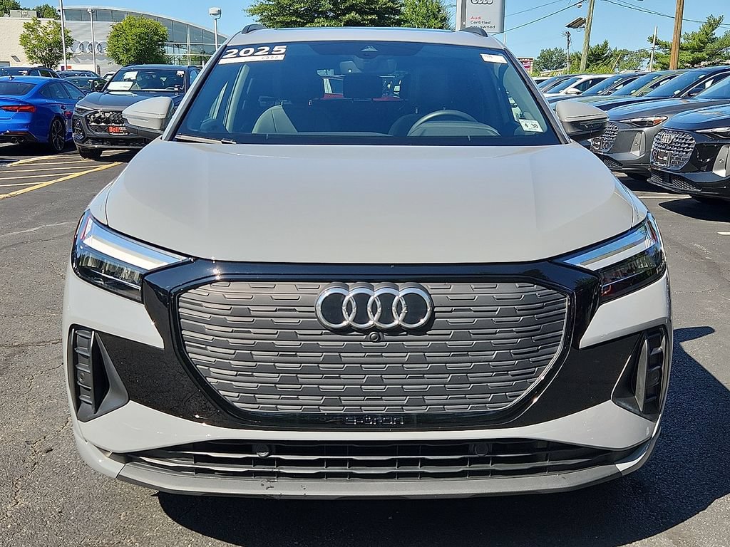 Certified 2025 Audi Q4 e-tron Premium Plus w/ Premium Plus RWD image 8