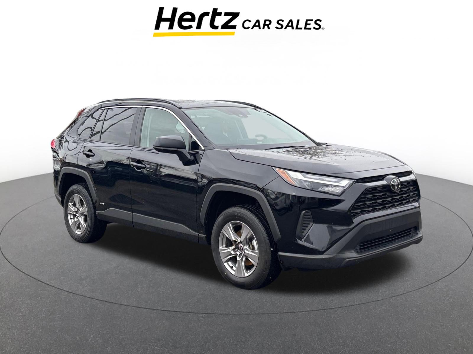 Used 2025 Toyota RAV4 LE image 1